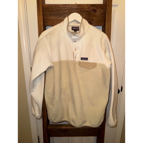 Patagonia Tops - Patagonia Synchilla Fleece Pullover Women Size L Beige Cream Snap Neck